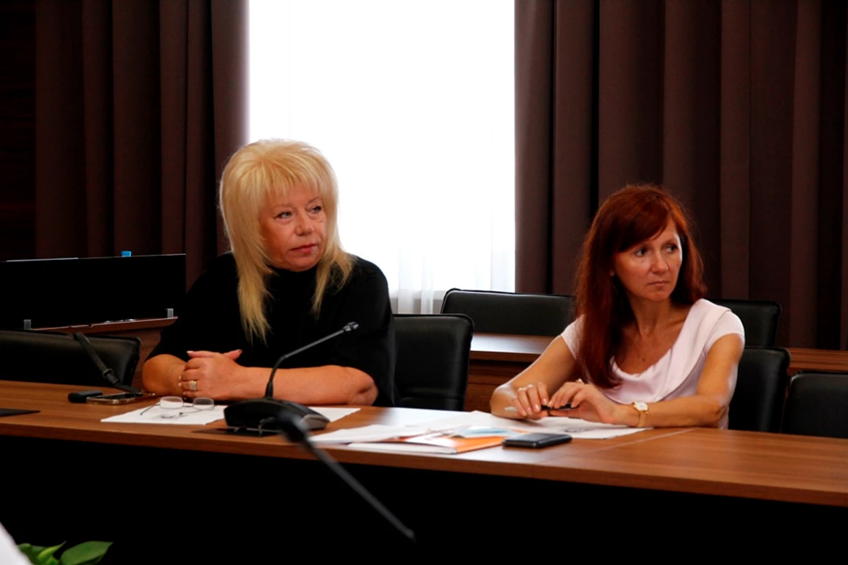 C925c723 4B63 4C0d 83B7 529569E2f4b2 0