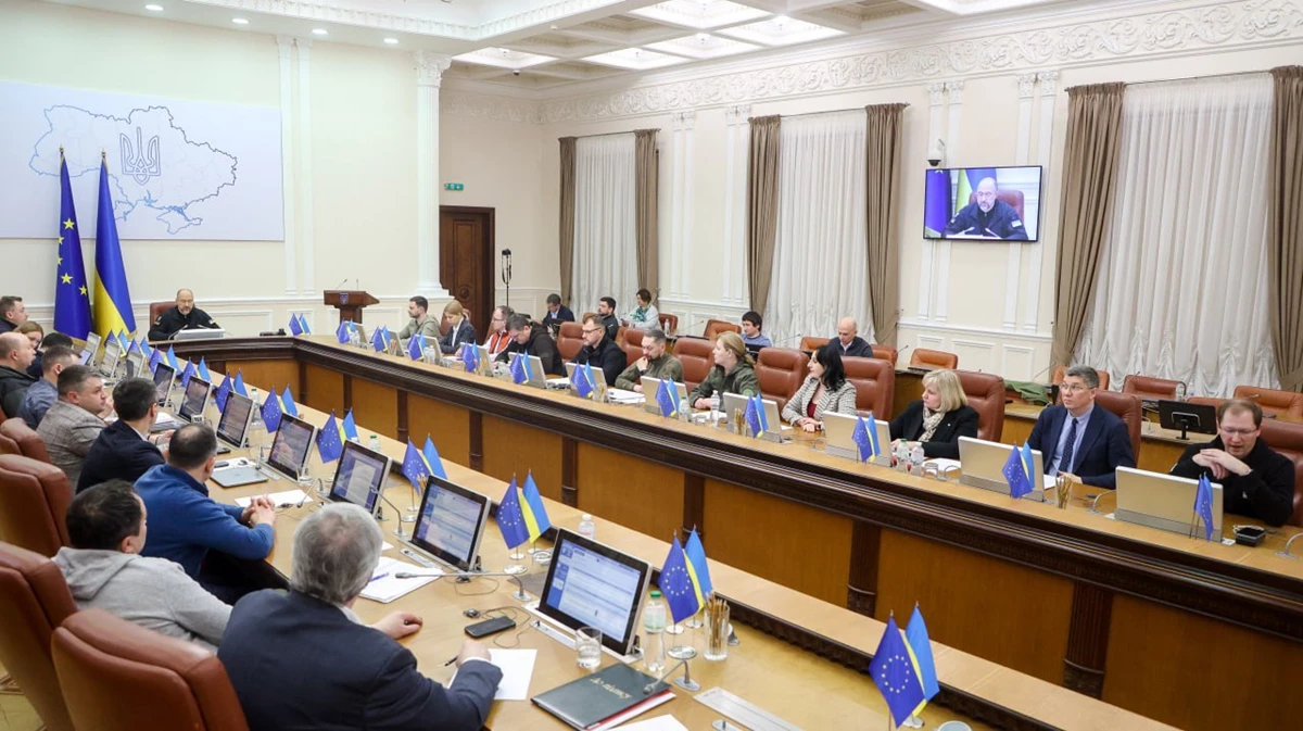 Photo 5474491901508961765 Y