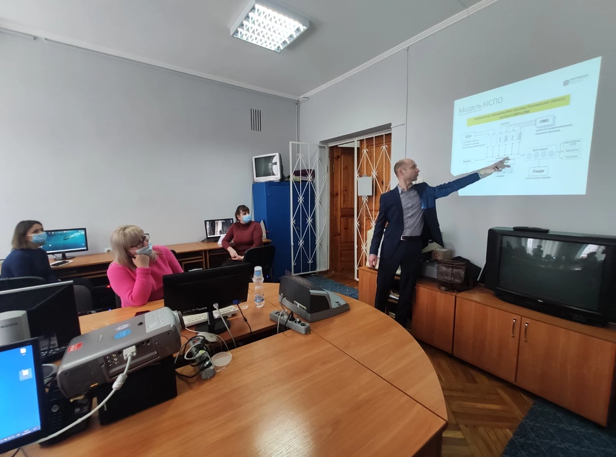 4251B095 3Afe 4C83 Be02 F294a5bddc3d