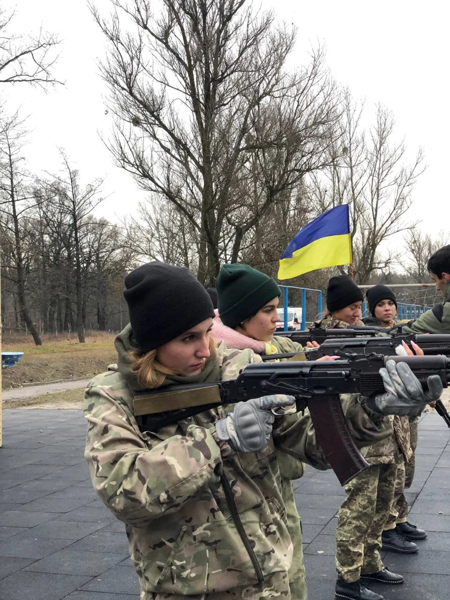 912Ea2ff E328 4Eb5 81C9 14D74aeb54b4