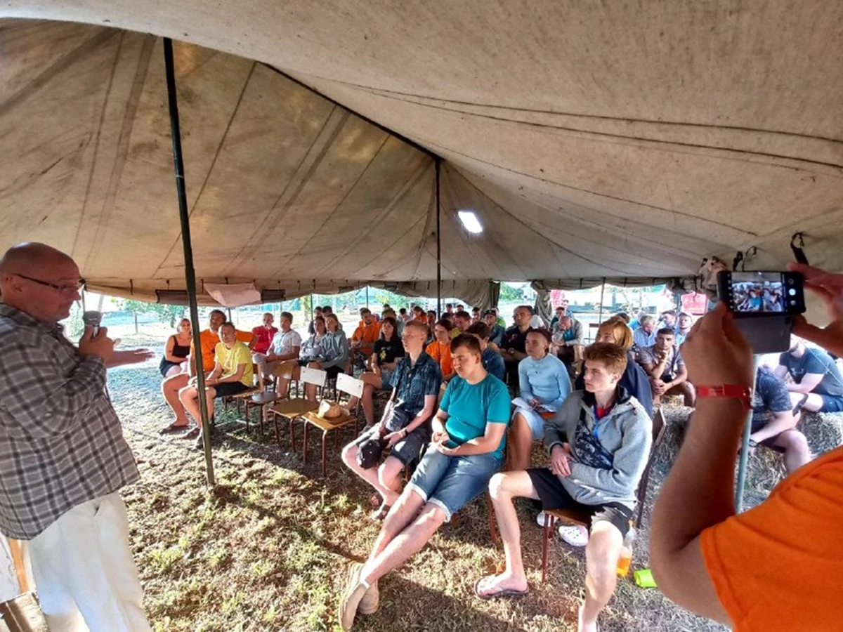 A1677570 68Ff 48A7 9605 293E0927abf5