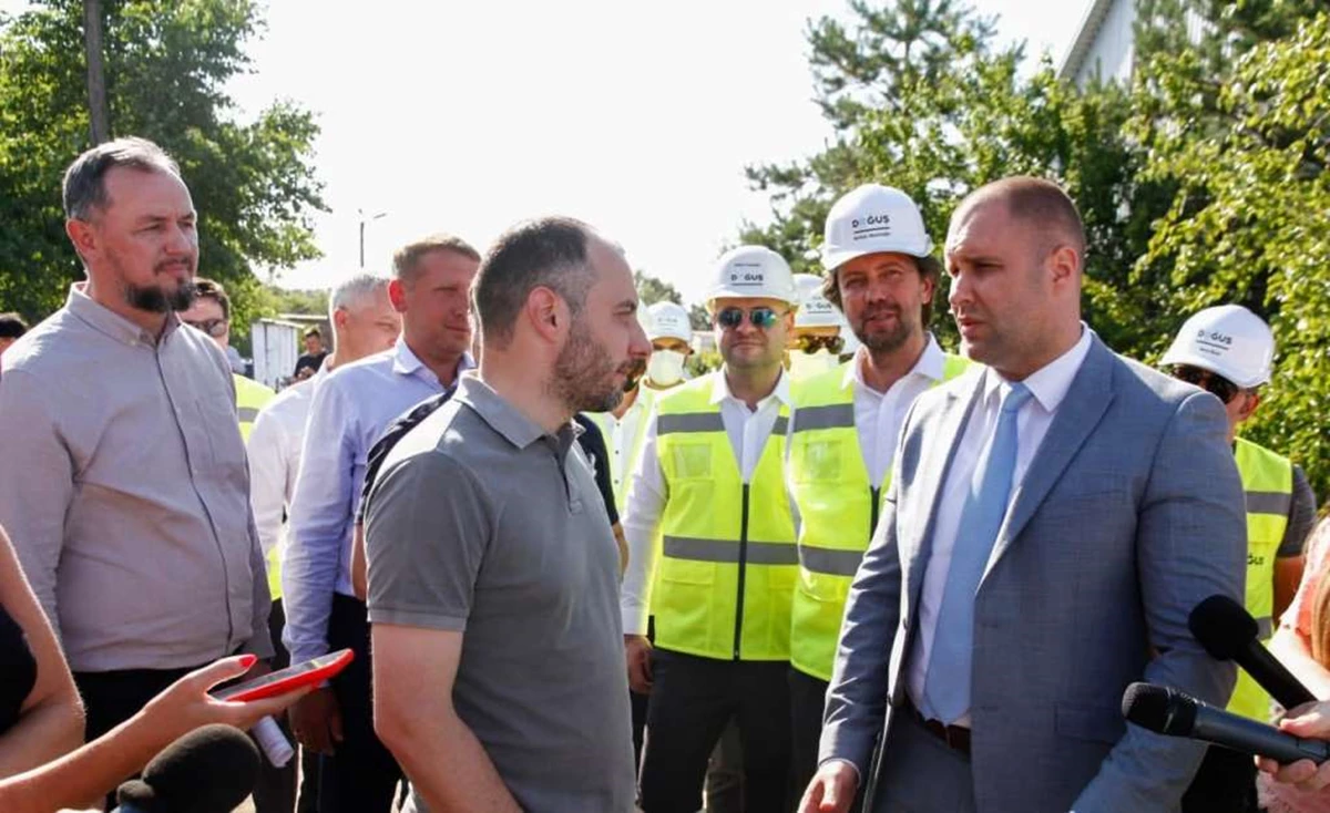 Photo 2021 08 14 18 47 28