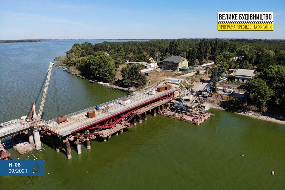 242582767 402399261381638 4589544040980894074 N