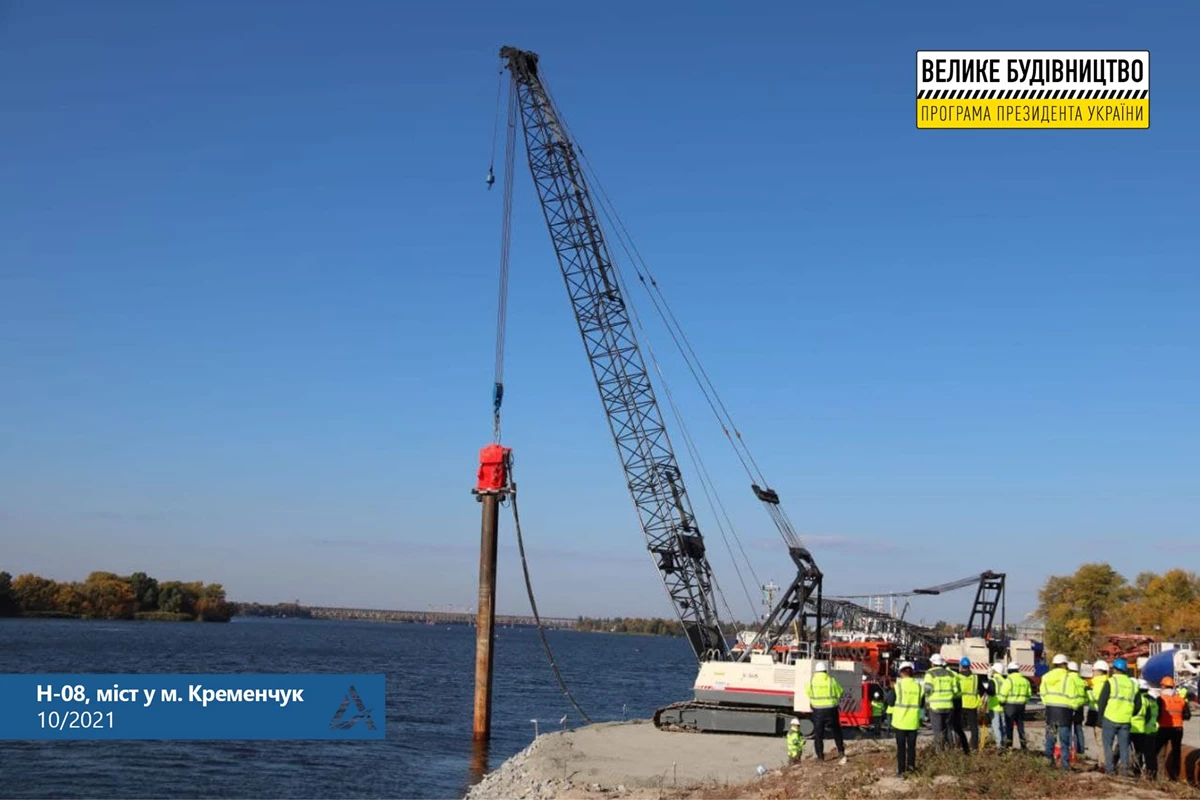 244769288 3905184859581402 8634351062354330404 N