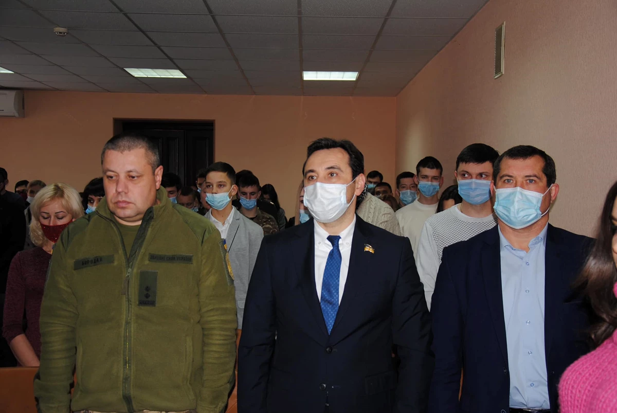 272853359 309953291171911 8739443198964441334 N