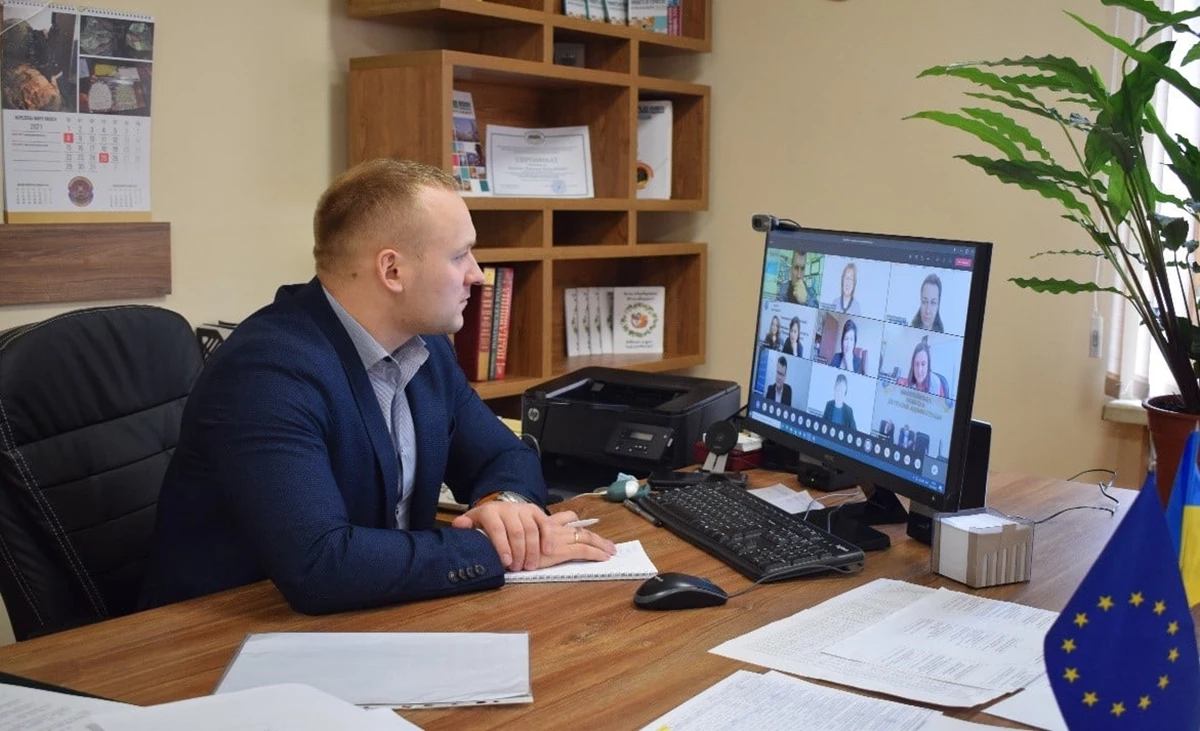 155550122 282853383234143 5712976482769460489 O