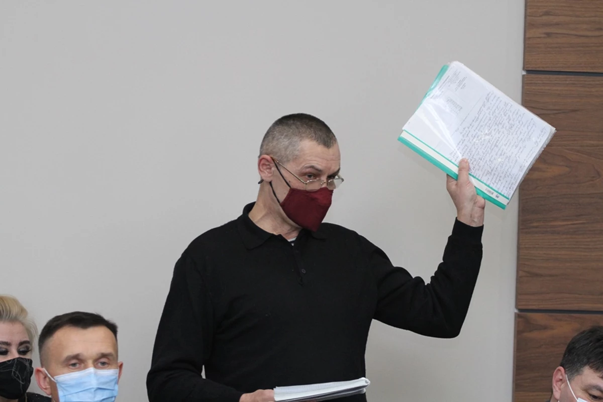 A41e3b4b F075 44D8 B5ca F6e4ff30e984