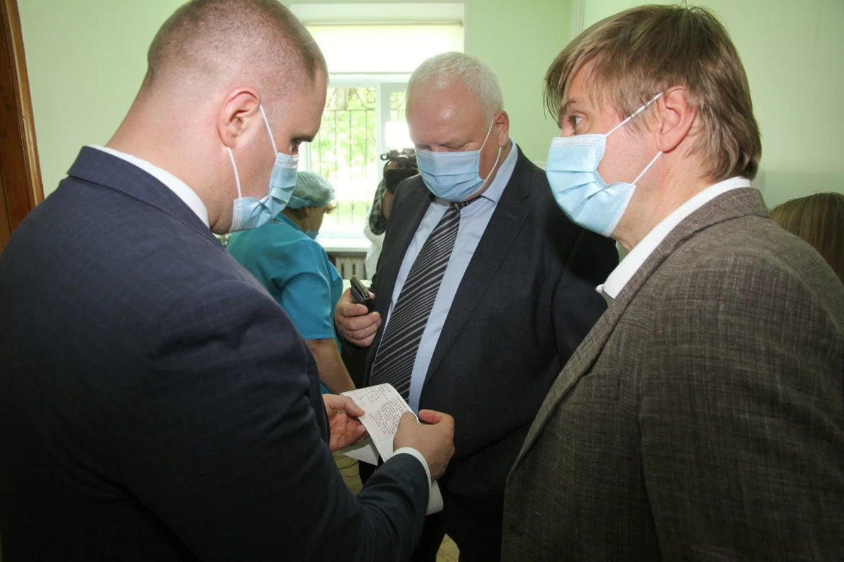 5E269463 1638 404E B79e 9D7dacc7d316