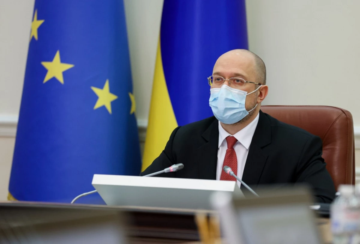 61A8d77189c25257523704 820X360