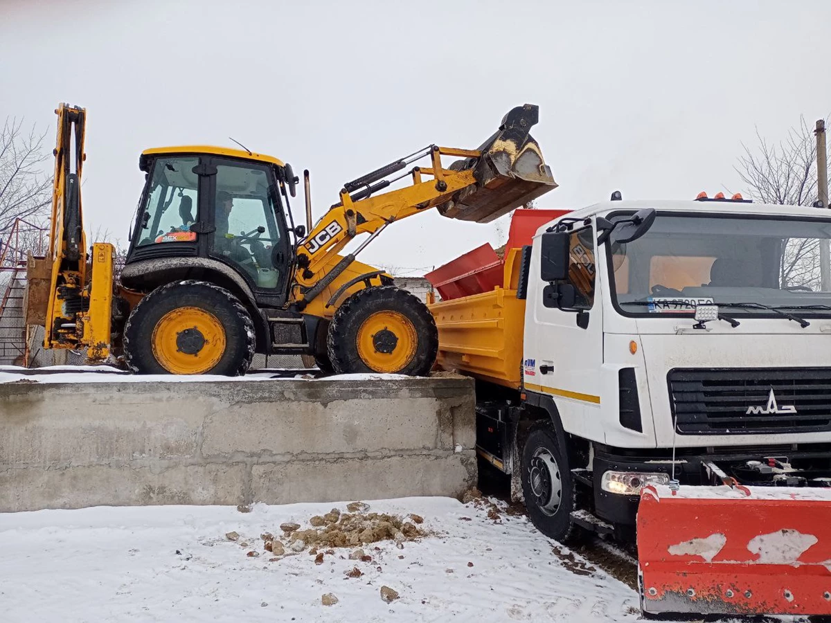 272700872 304118488408952 4031656768263973761 N